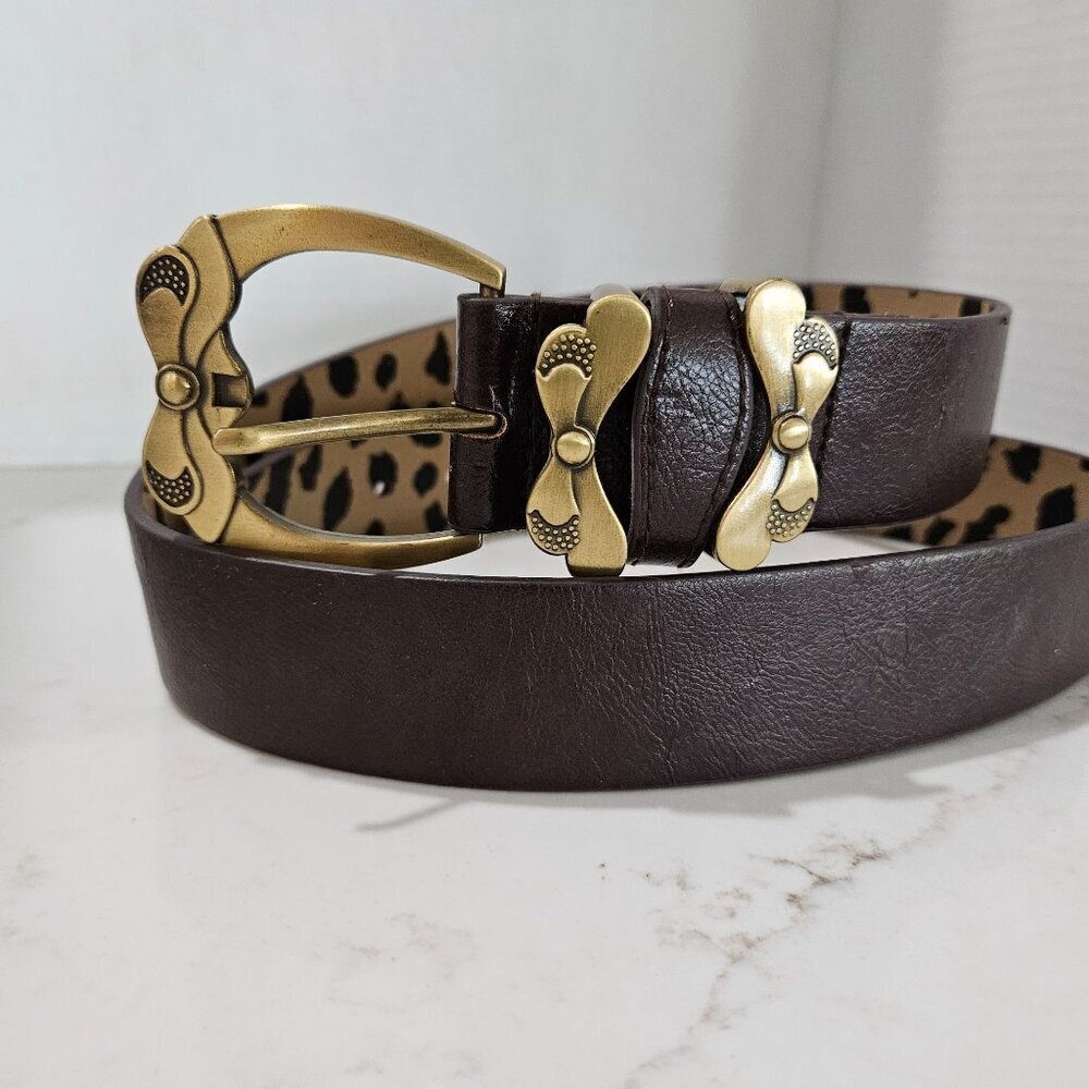 Betsey Johnson Brown‎ Belt, Gold Buckle Man-Made Material Size L 40 Inches